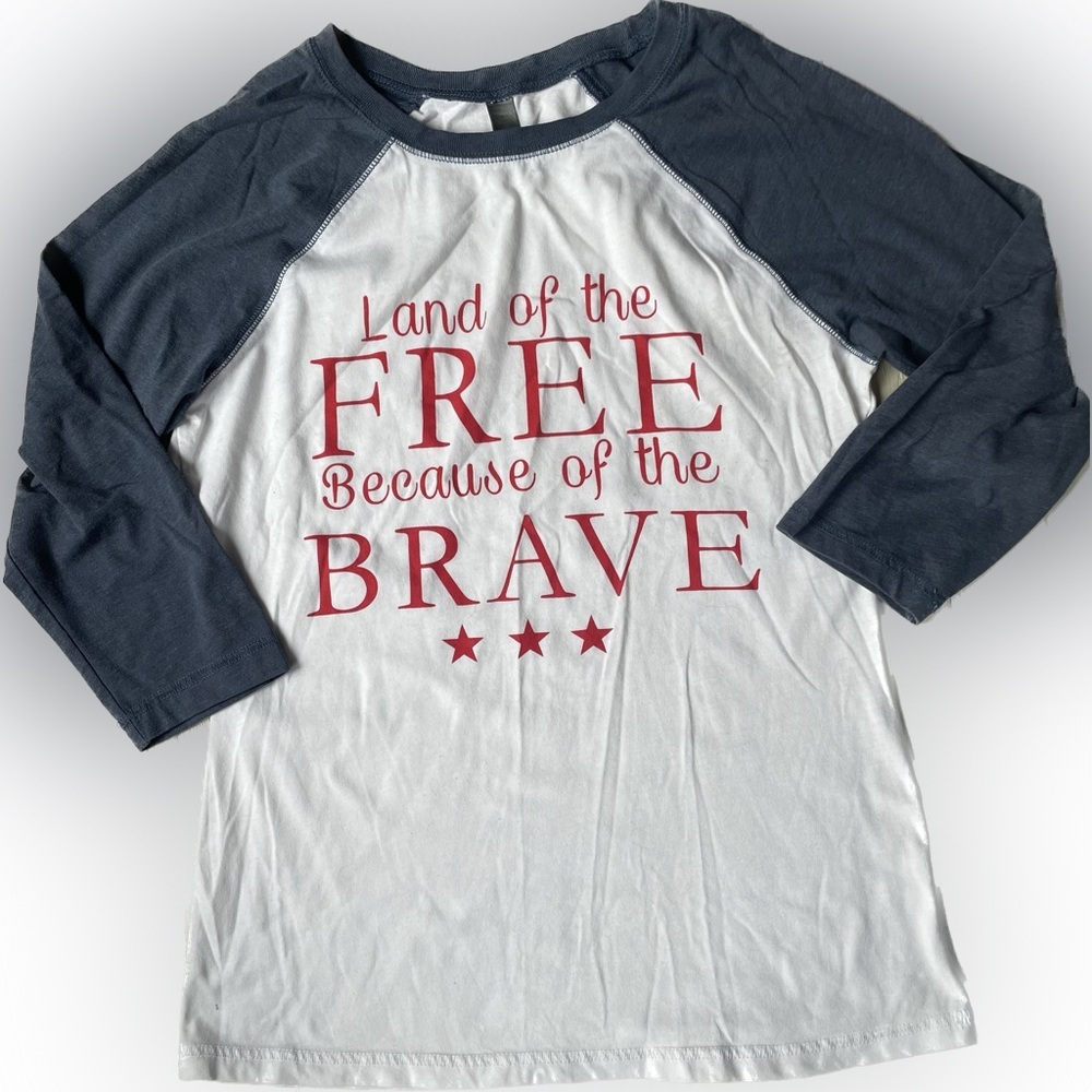 America Land of the Free because of the Brave Womenβs Shirt Size Small